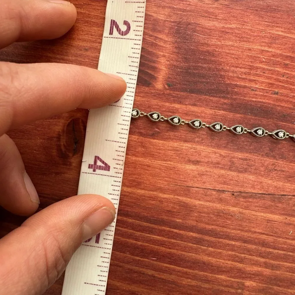 10K Gold Tennis Bracelet 1/3 CT. T.W. Multi-Diamond Teardrop Frame Line Bracelet